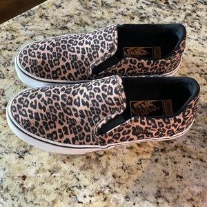 Vans cheetah slip on. New in box size 8.5 women’s